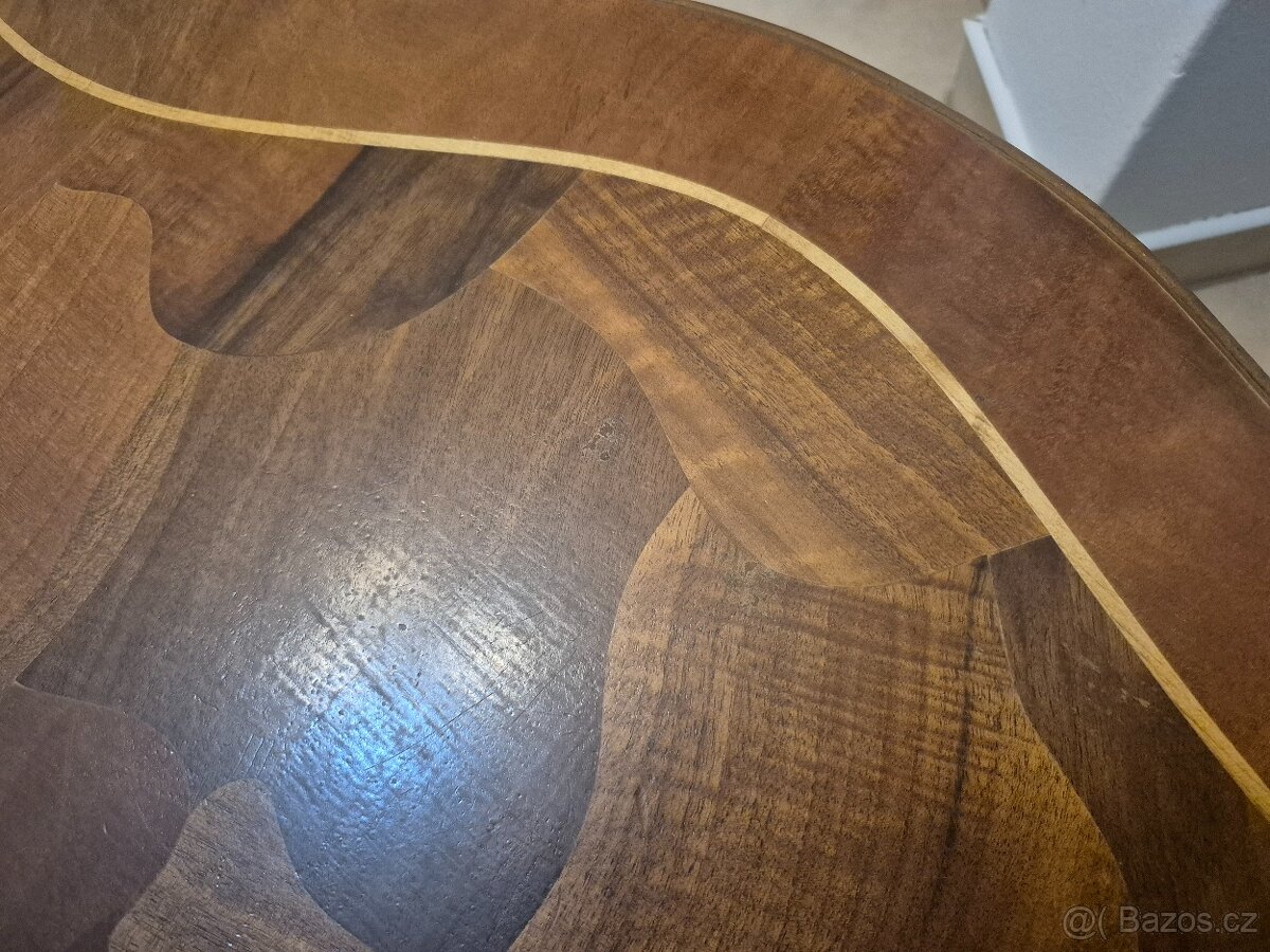 Stolek s intarzovanou kresbou - 6