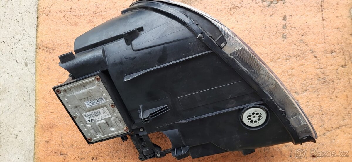 Prodám přední světla bixenon Porsche Cayenne. - 6