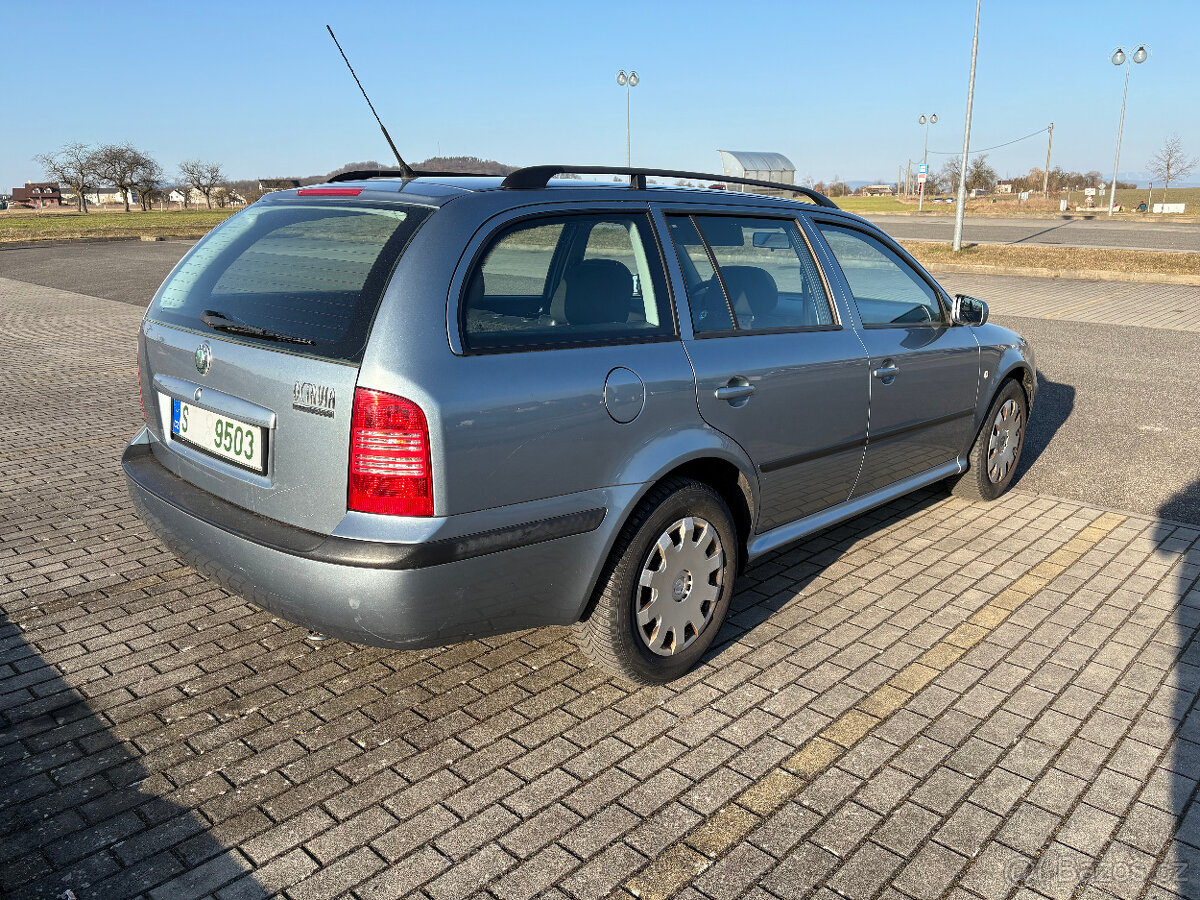 Škoda Octavia 1.6i TOUR combi,STK do 3/2028 - 6