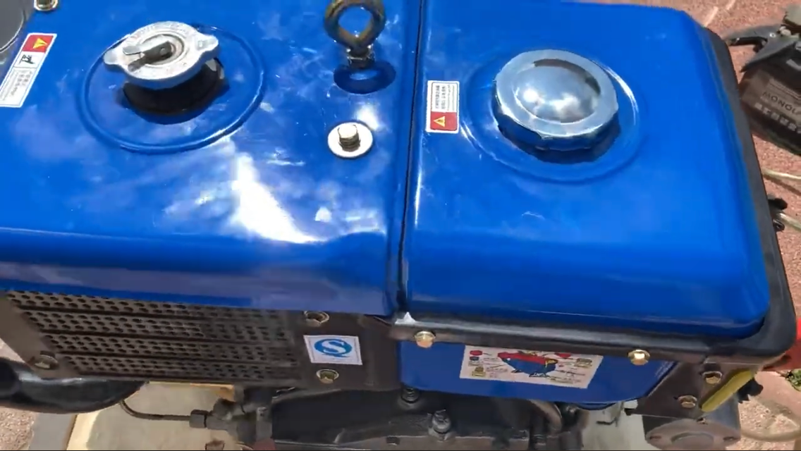 Dieselovy motor 13 koni - 6