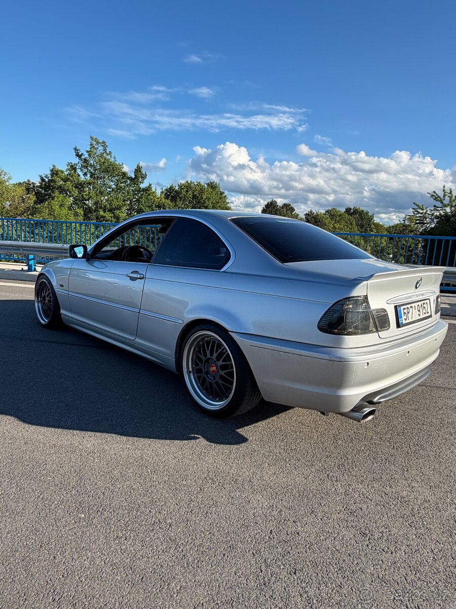 BMW E46 323Ci - 6