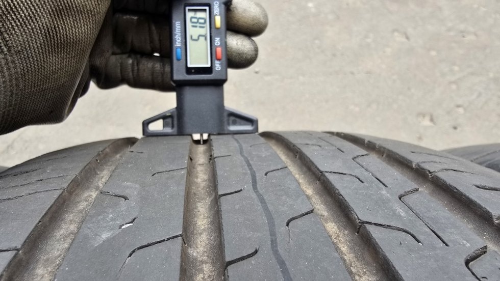 Letní pneumatiky 235/45/18 Continental - 6