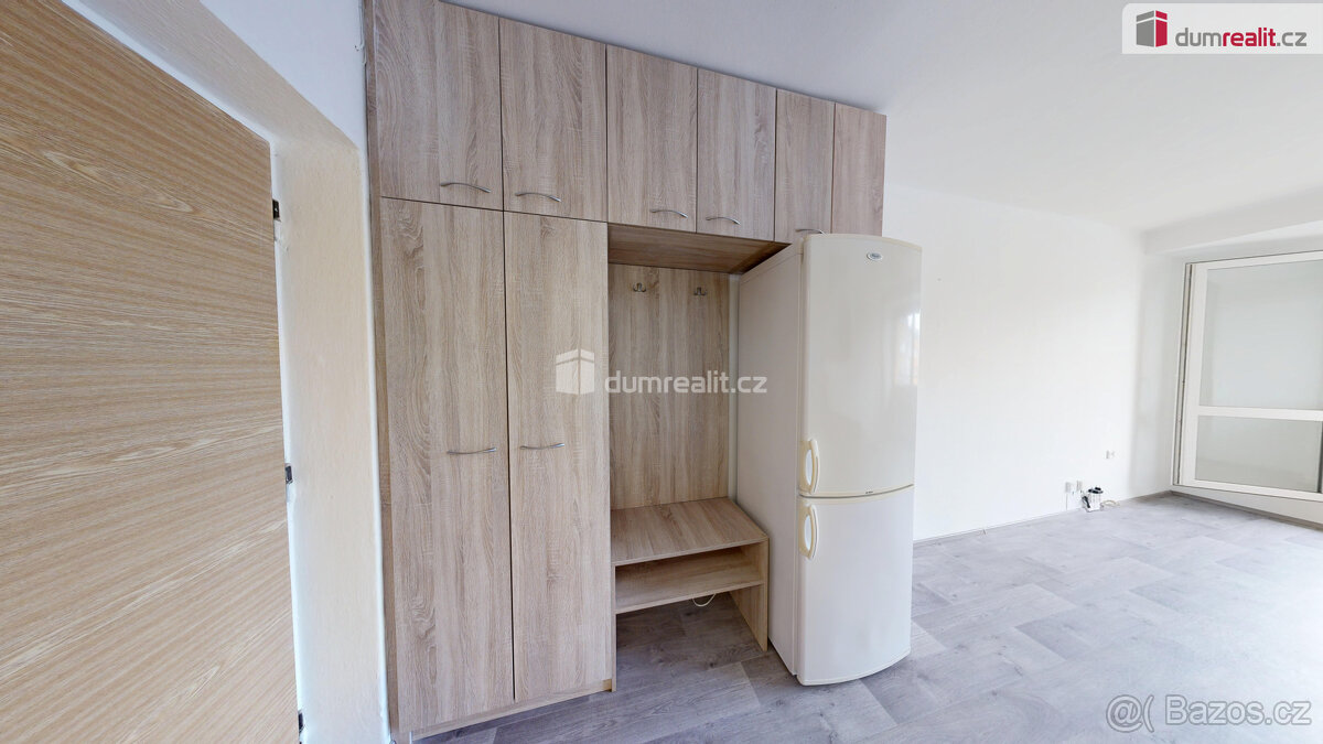 Pronájem, byt 1+kk, 25m2, Opava, ul. Holasická - 6