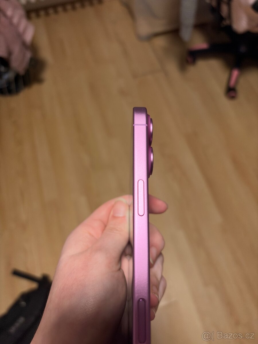 iPhone 16 Plus 256 GB - 6