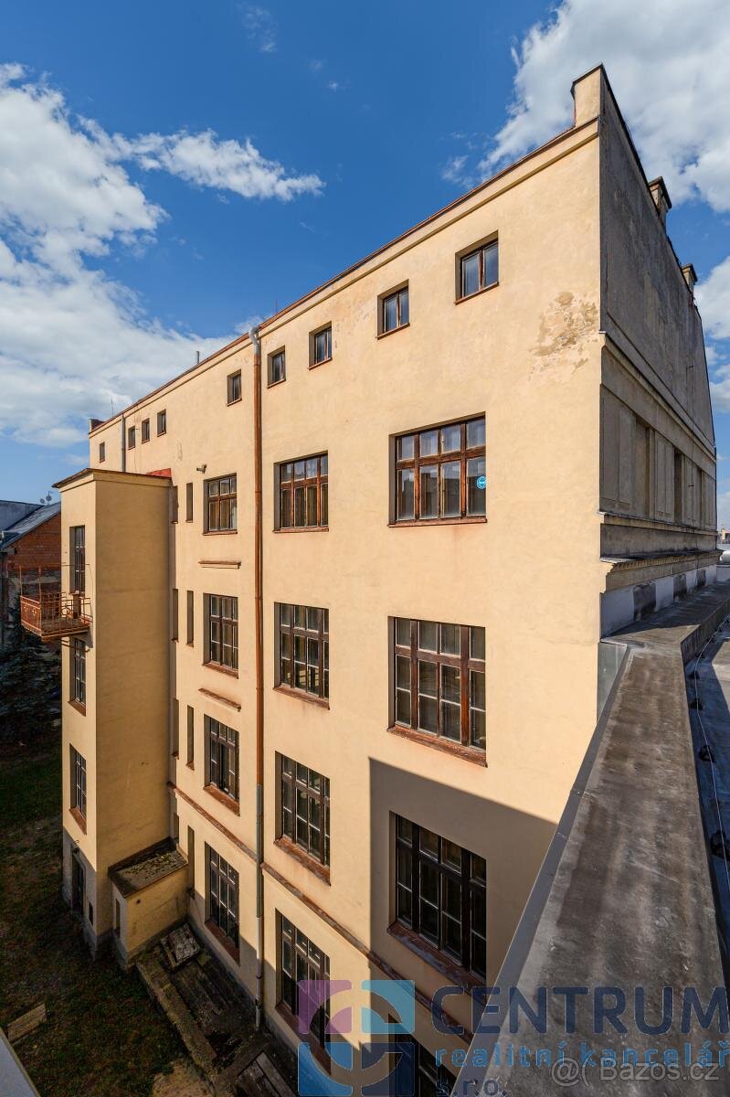 Prodej komerčního objektu Jugoslávská - 6