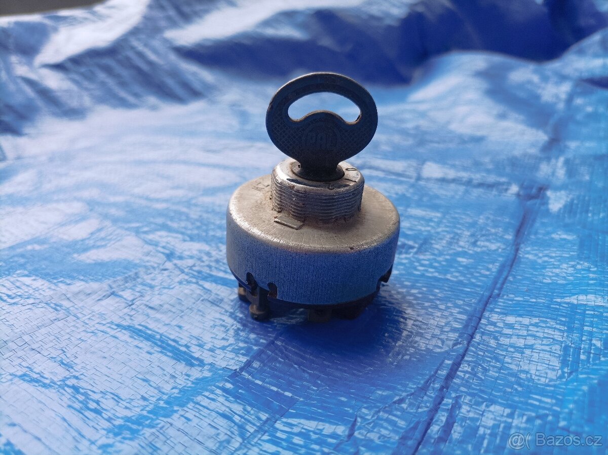 Spínací skříňka s klíčkem PAL - 6