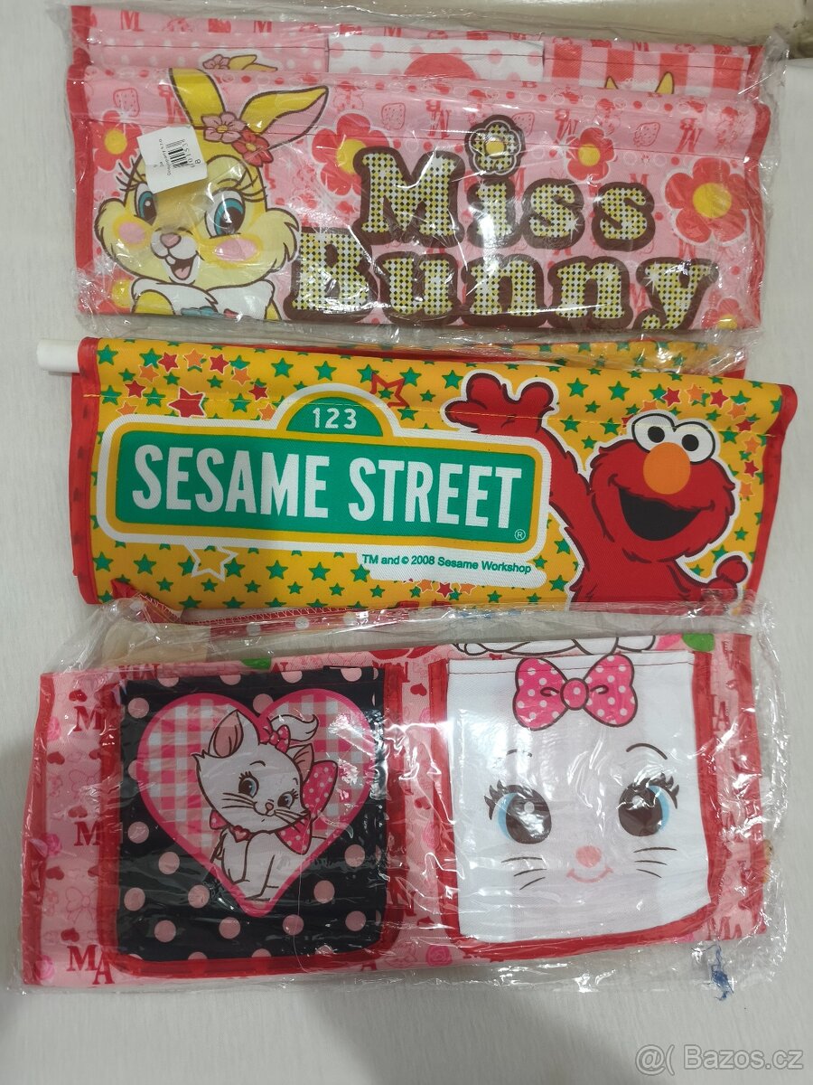 Kapsář do školy pod lavici pro holky - 6