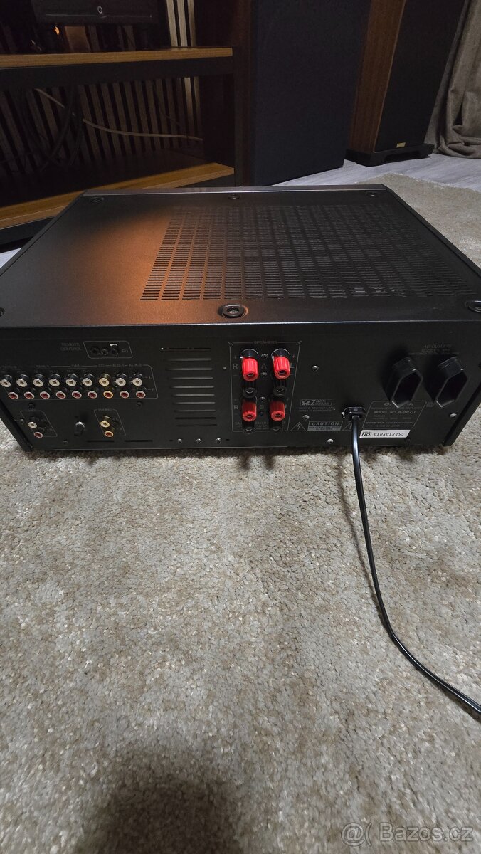 Prodám zesilovač Onkyo integra 8870 - 6