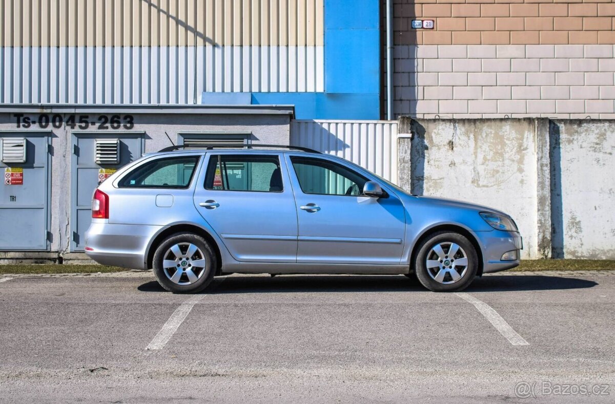 Škoda Octavia Combi 1.6 TDI CR DPF Classic - 6