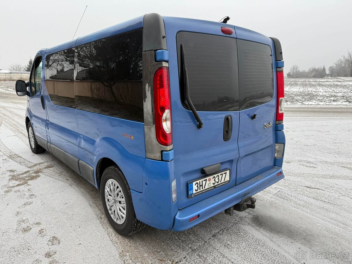 Renault Trafic 2.0 dci 9 míst - 6