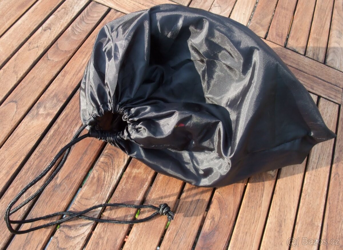 5 ks x Jezdecká přilba zn. USG velikost 52 - nové, v obalu - 6