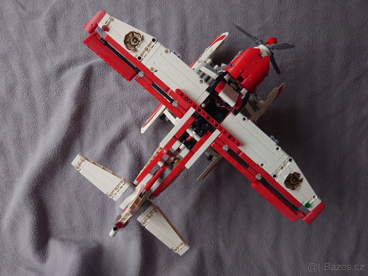 Lego Technic 42040 - 6