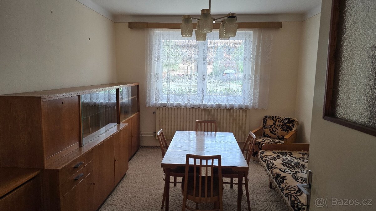 Prodej rodinného domu 210 m² Louka (Hodonín) - 6