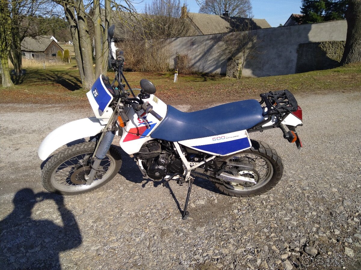 Honda xl600 - 6