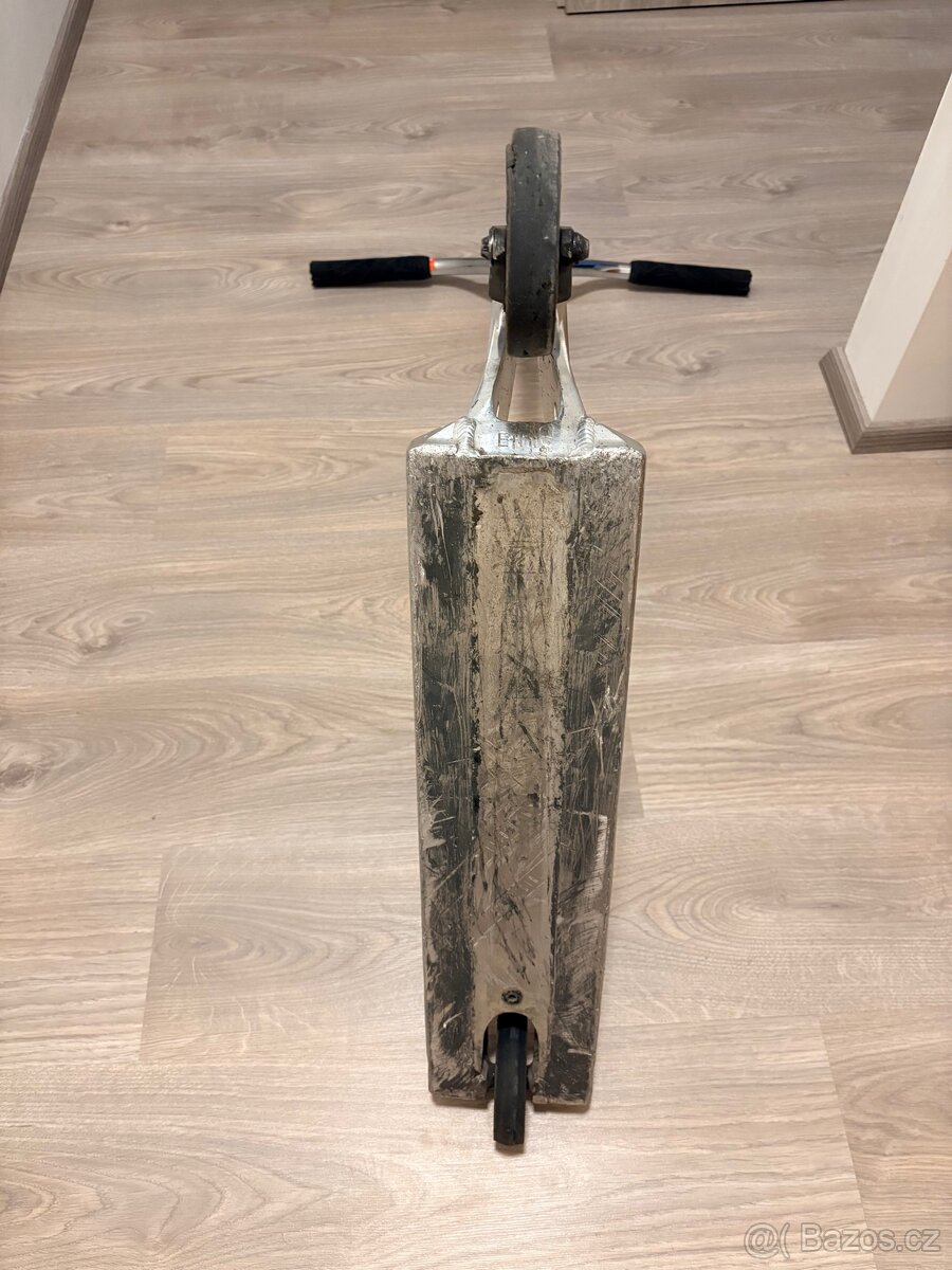 Freestyle koloběžka skládaná - 6