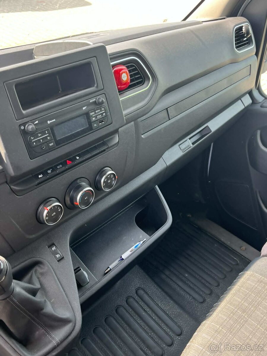 Renault master 2023 - 6