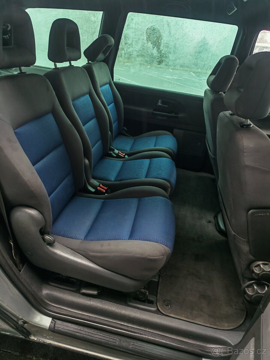 Volkswagen Sharan 1.9TDi 96kW, 6kvalt, 2005, 7míst, tažné - 6