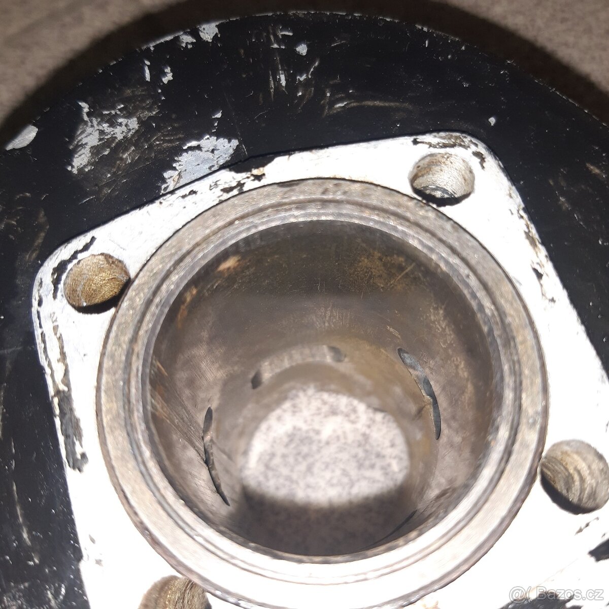 Stadion-díly válec atd - 6