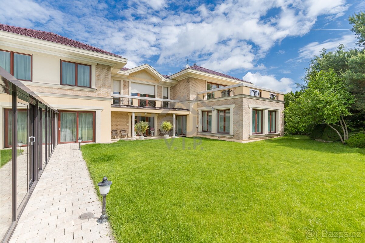 Prodej luxusní vily 500 m², pozemek 1.700 m2, Herink, Praha - 6