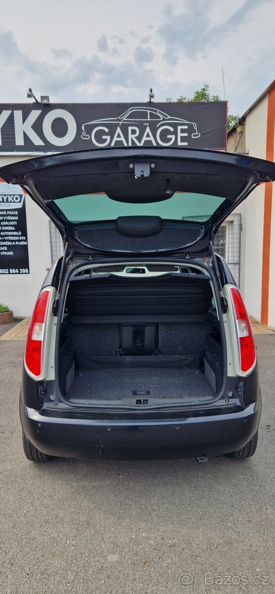 Škoda roomster 1.4 16v - 6