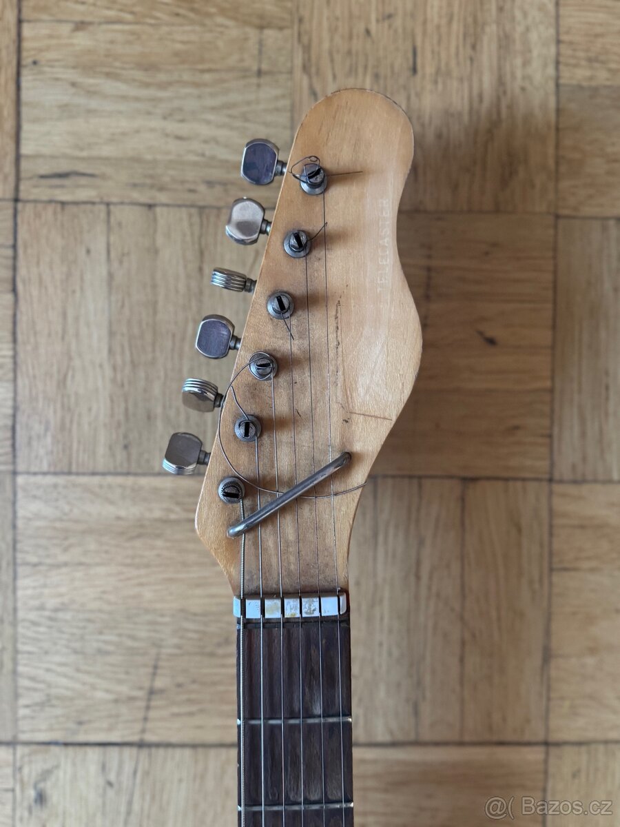 Kytara - Jolana Iris - 6