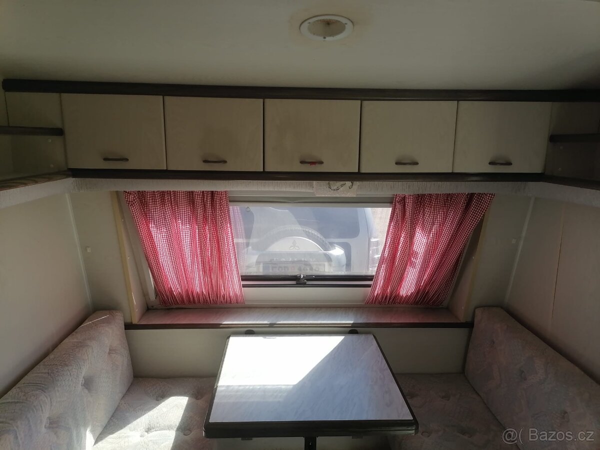 Karavan Hobby , Kuchyňka, Topení - 6