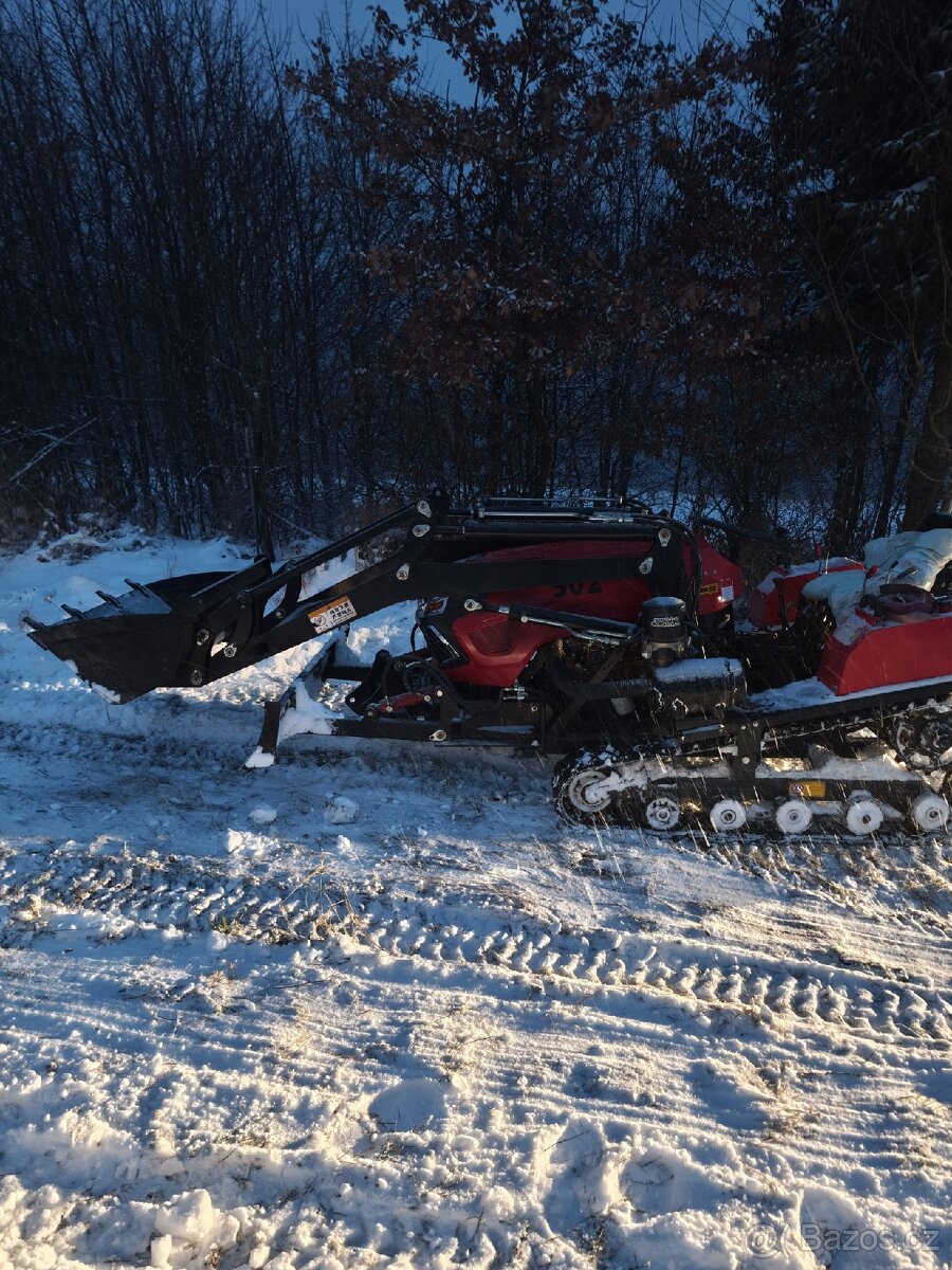 Traktor 50hp +čelní nakladač+radlice+rotavator+bagr - 6