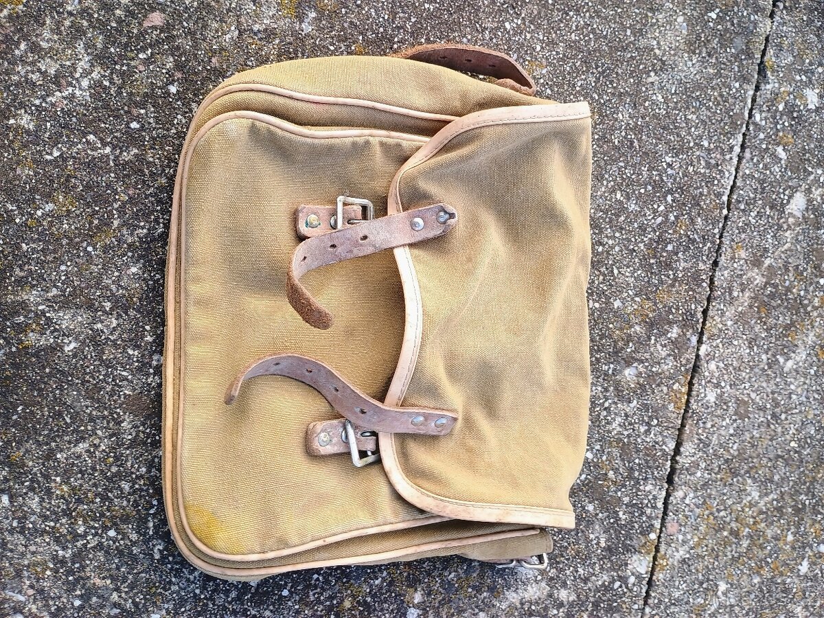 Retro starý turistický batoh - 6