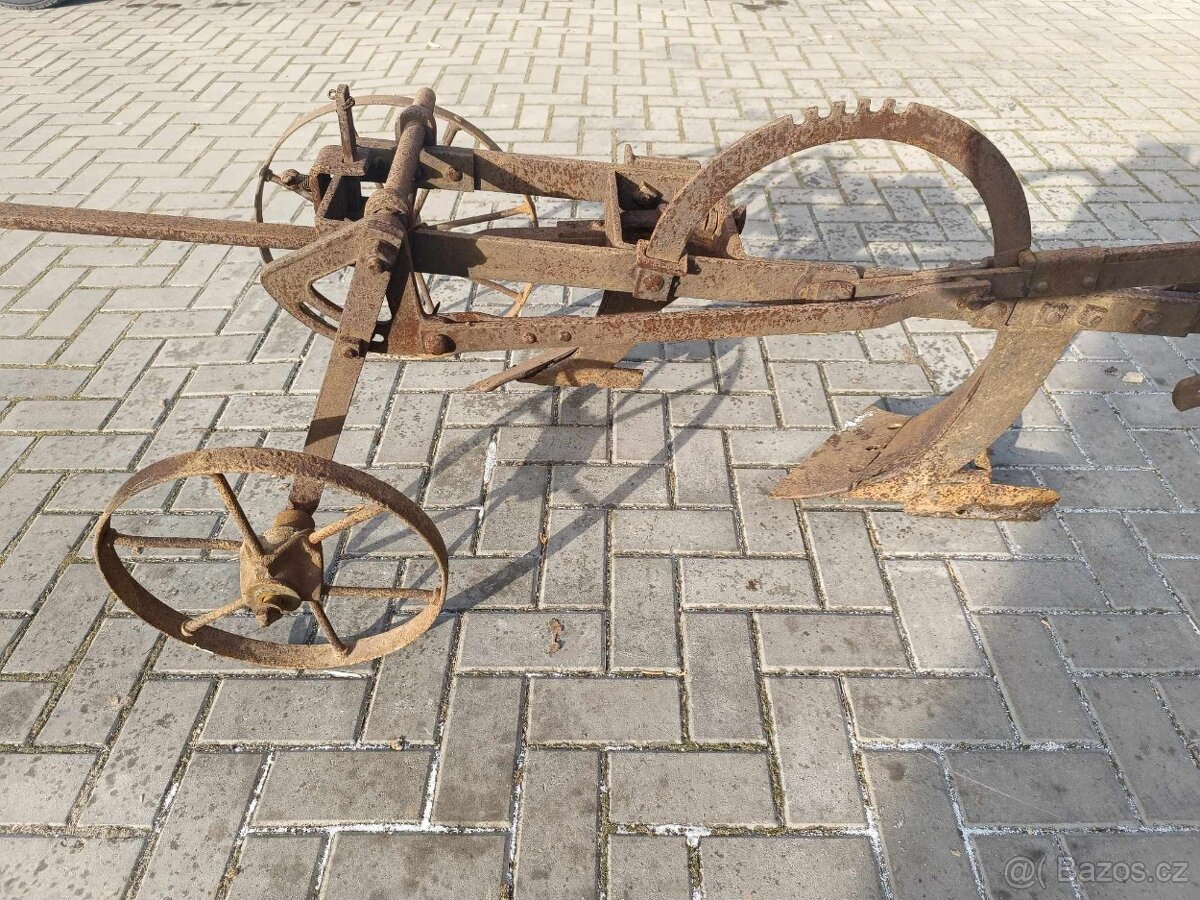 Koňské pluhy + plečka - 6