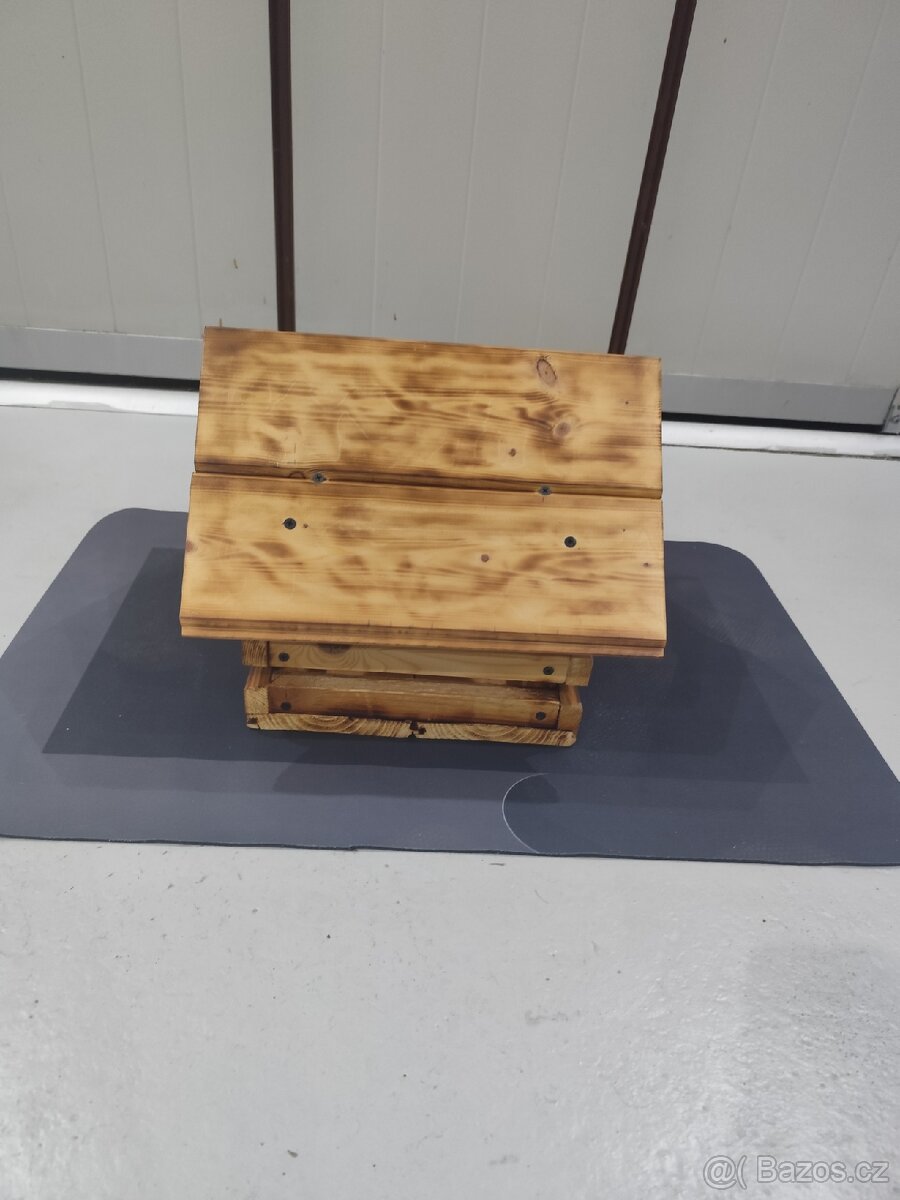 Krmítko pro ptáčky - 6