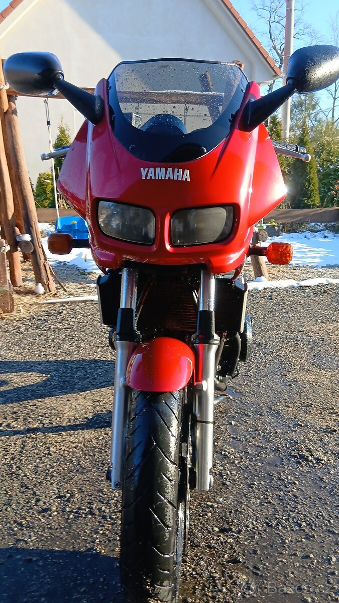 Yamaha FZS600 Fazer - 6