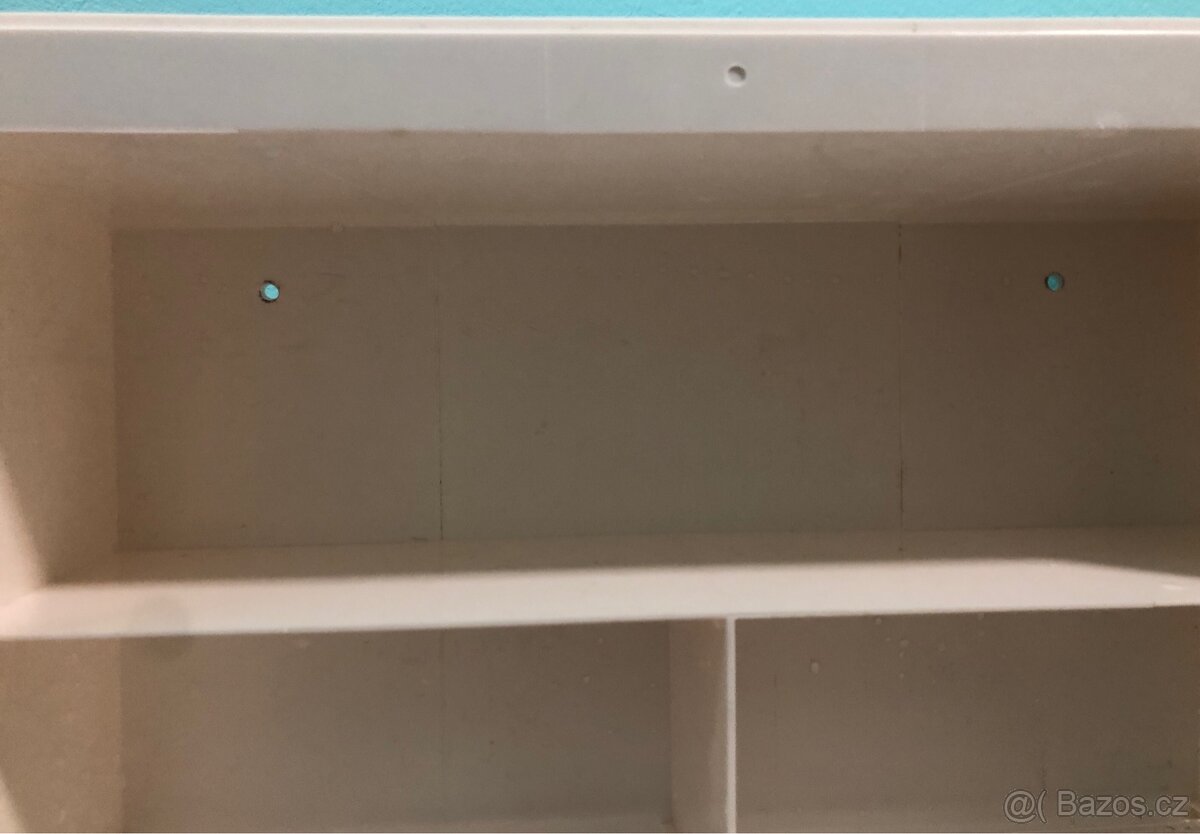 Plastová skříňka se zrcadlem (sleva) - 6