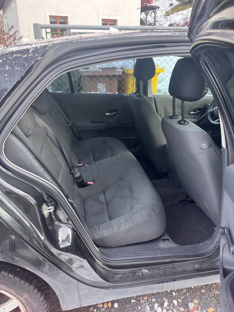 Prodám - Renault Laguna 1.9. TDI Hatchback - 6