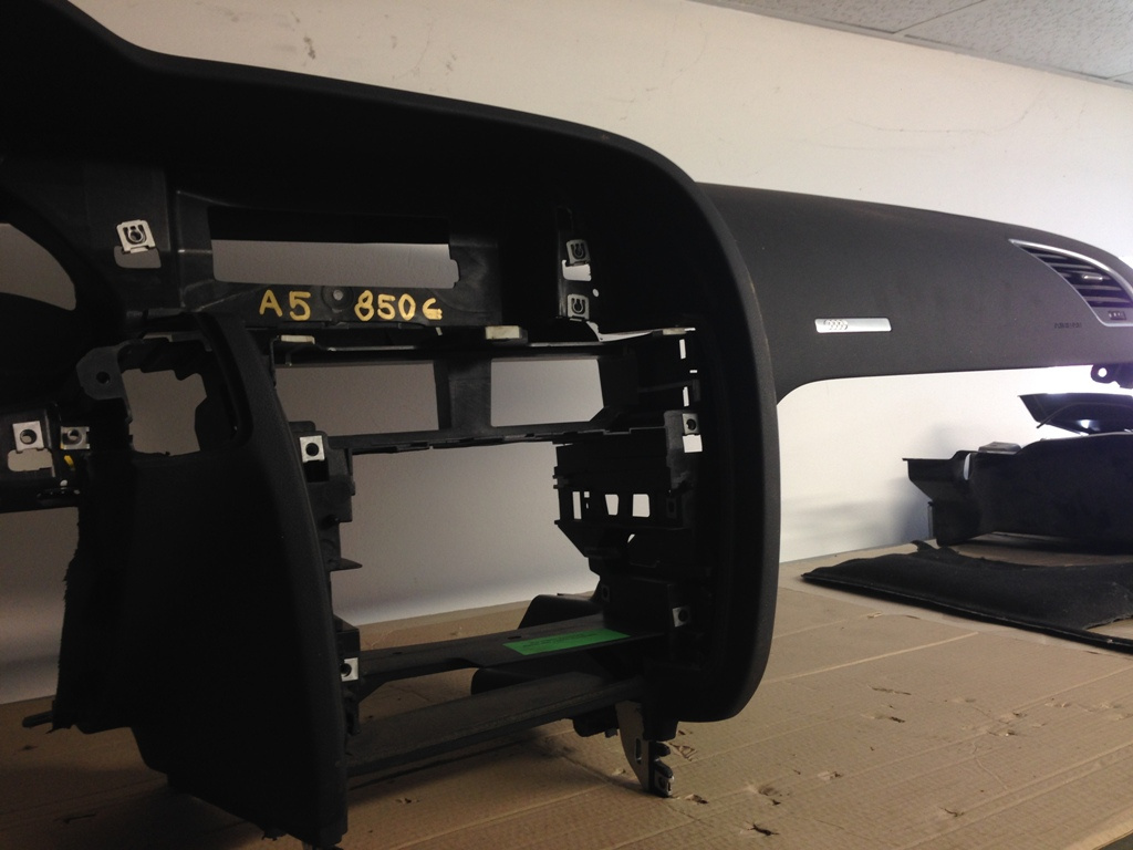 Audi A5 2,7TDI V6 2010 140kW, Manual - dily - 6