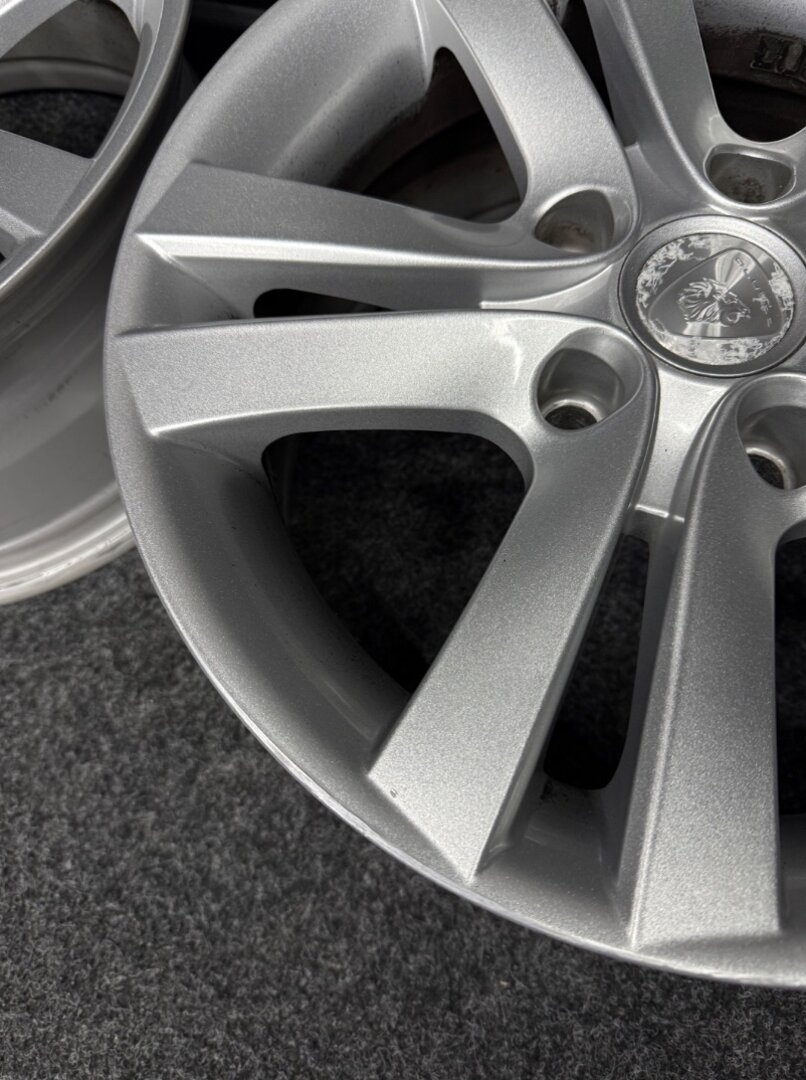 Alu Alutec 5x120 16” - 6