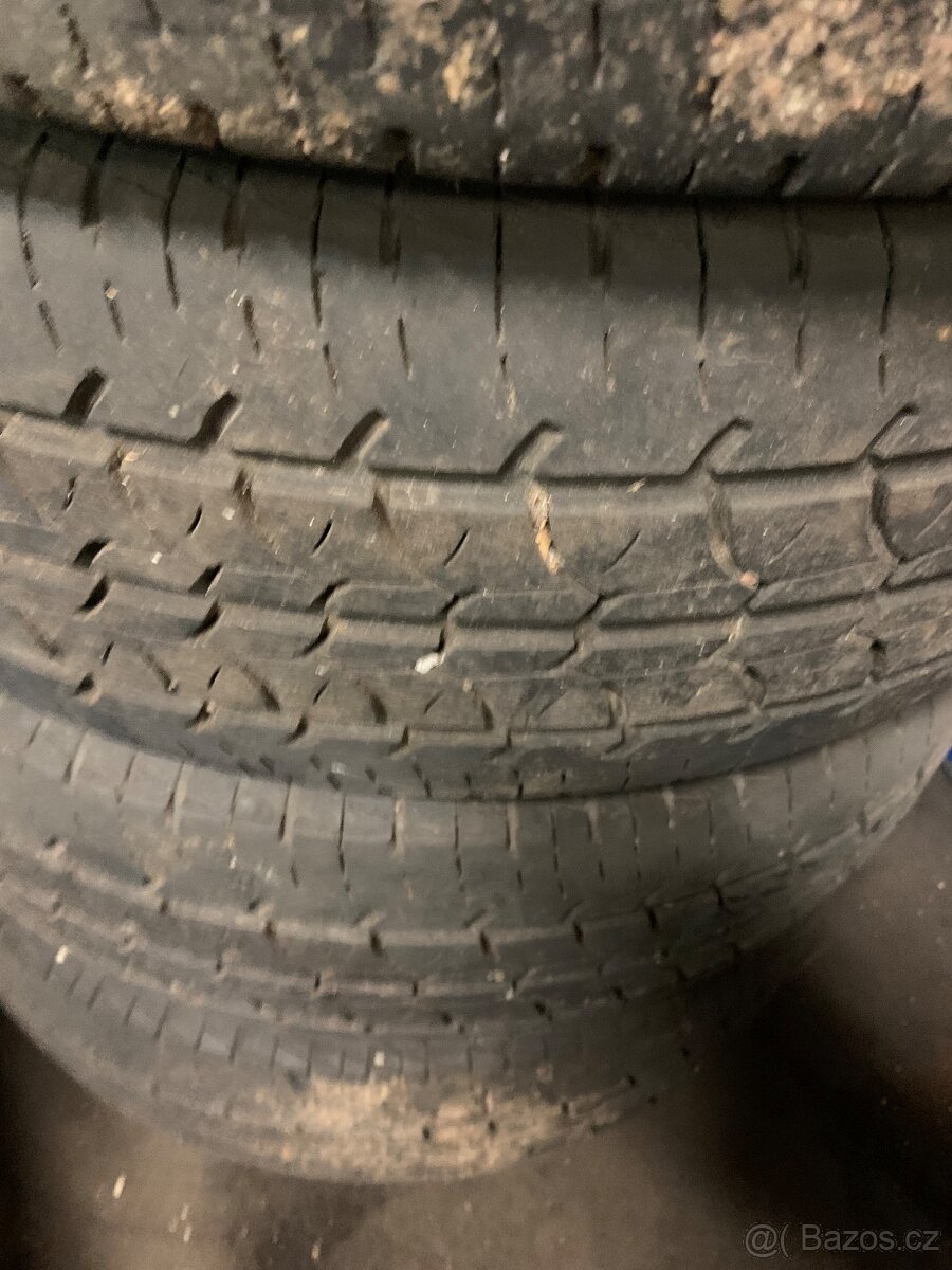 Pneu 205/65 R 16 C - 6