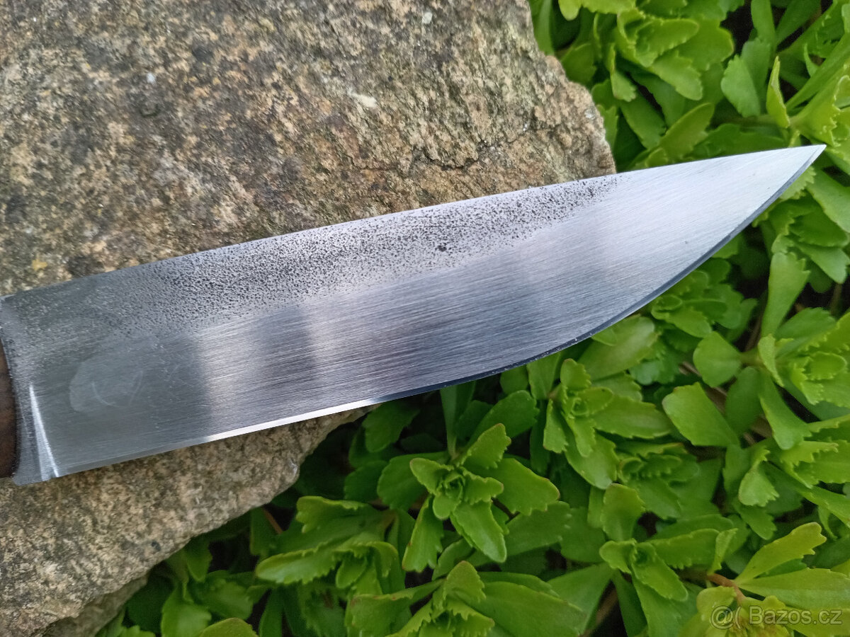 Rucne vyrobeny nuz, z N690 - 6