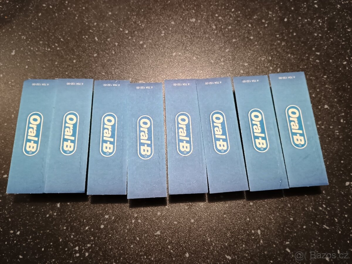 Dětský elektrický zubní kartáček Oral B Pro + 8ks hlavic - 6