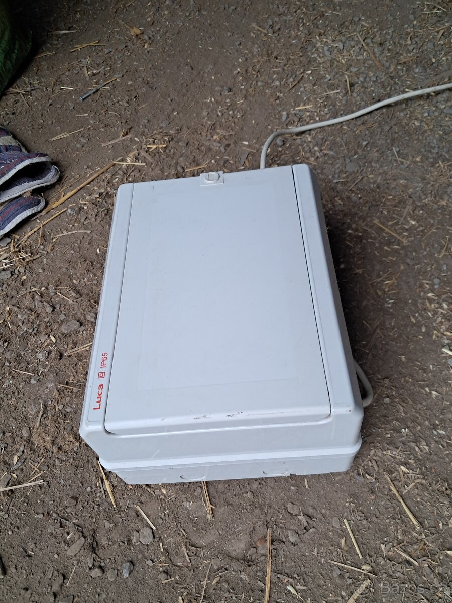 Elektro skříň s vybavením, jistič, relé, trafo - 6