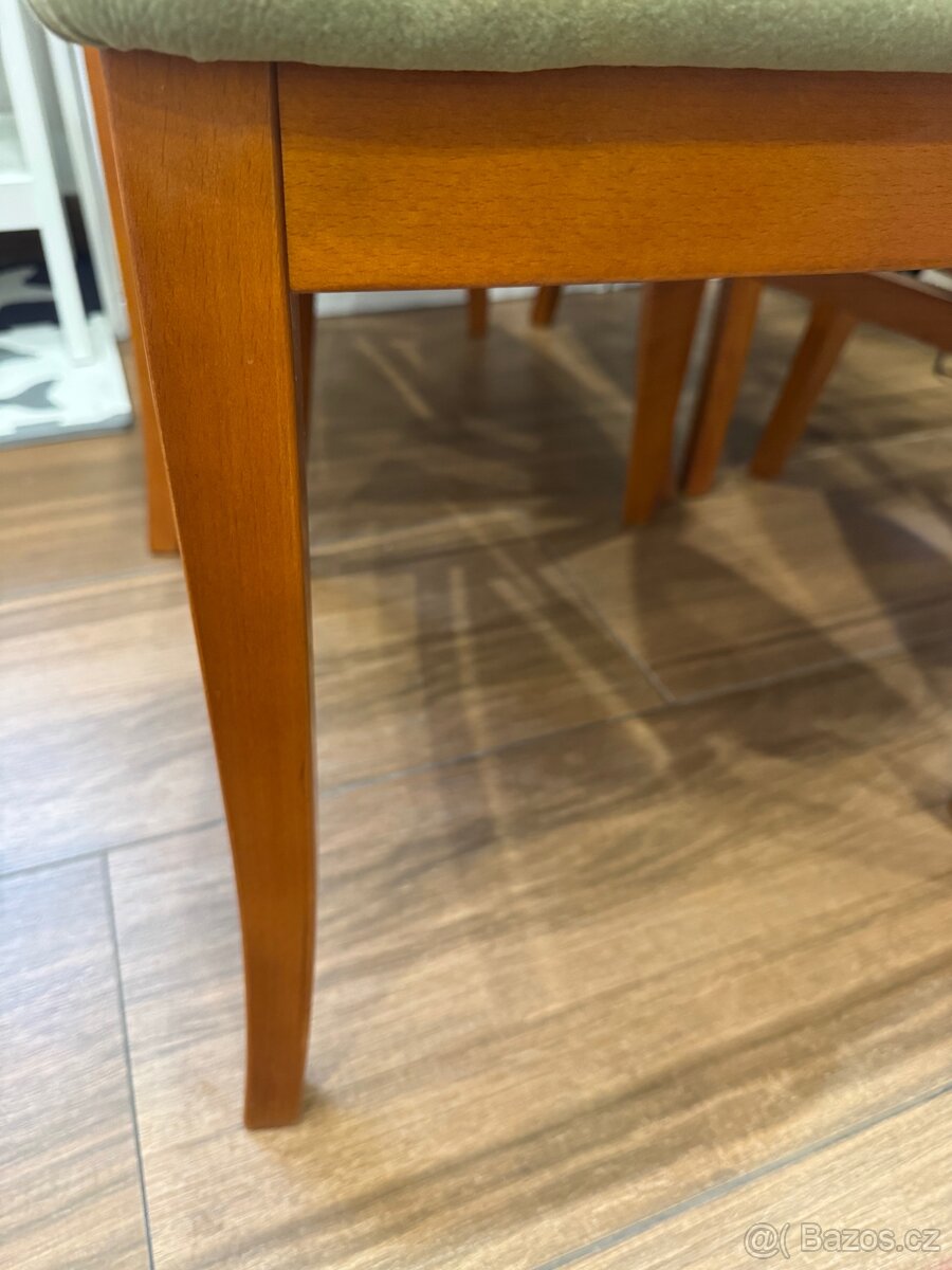 6× Jídelní židle – masivní dřevo, dobrý stav (možno jednat) - 6