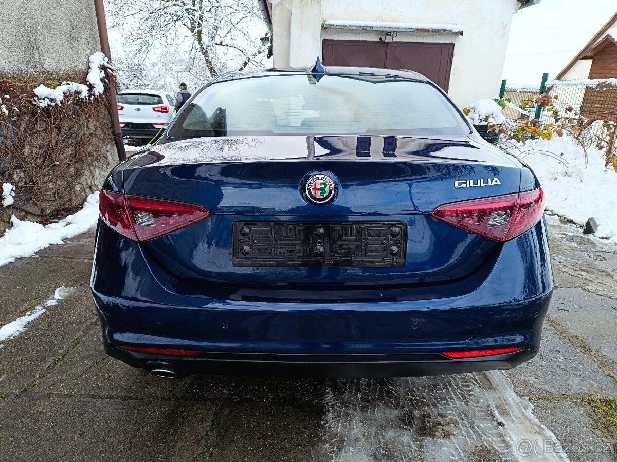 Alfa Romeo giulia - 6