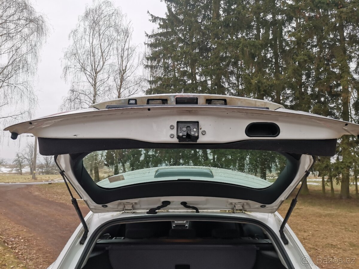 Toyota Avensis 2.0D 91kw - 6