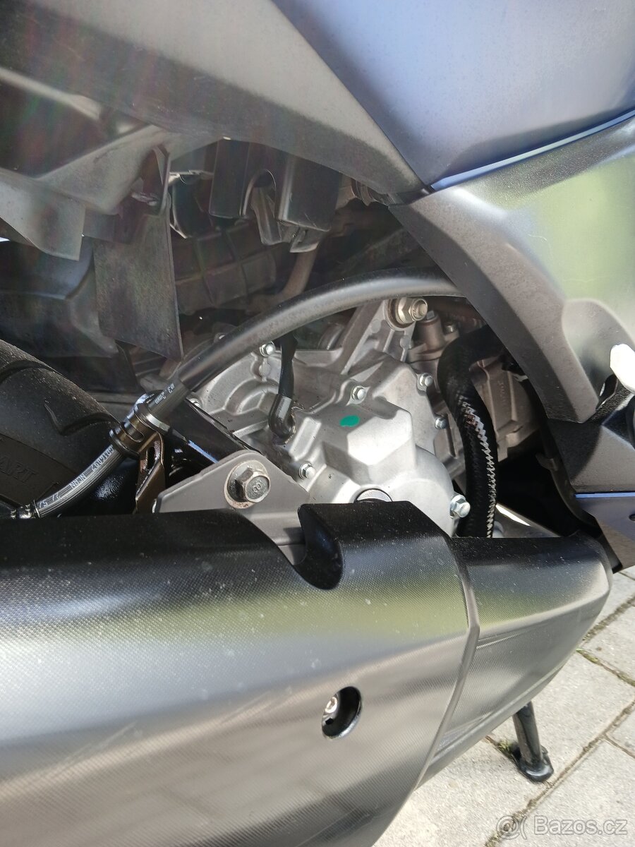 Yamaha x-max 300 - 6