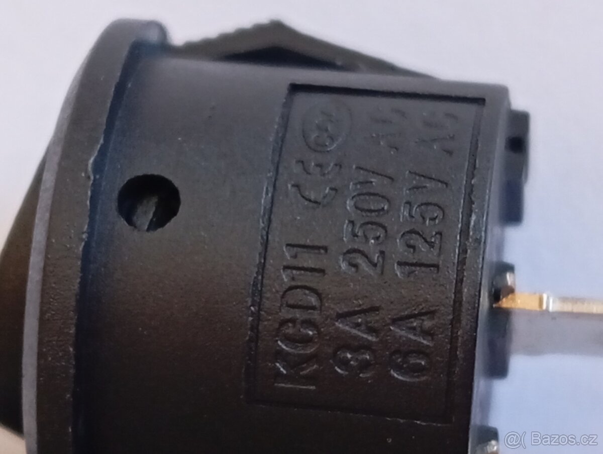 Spínač kolébkový - 6