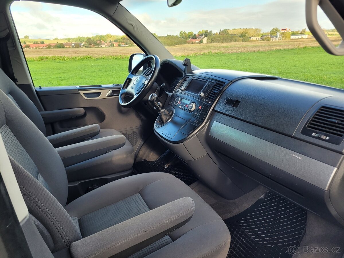 Volkswagen Multivan, 2,5 TDI Comfortline - 6