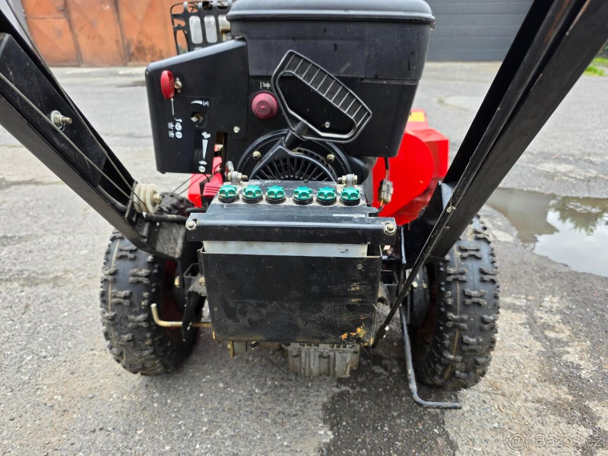 Sněhová fréza Yetti Super 1330 - 6