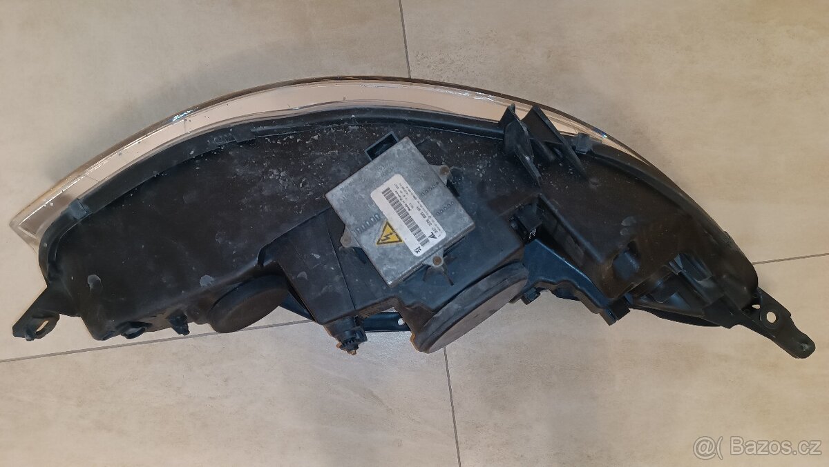 Peugeot 407 levý XENON - 6