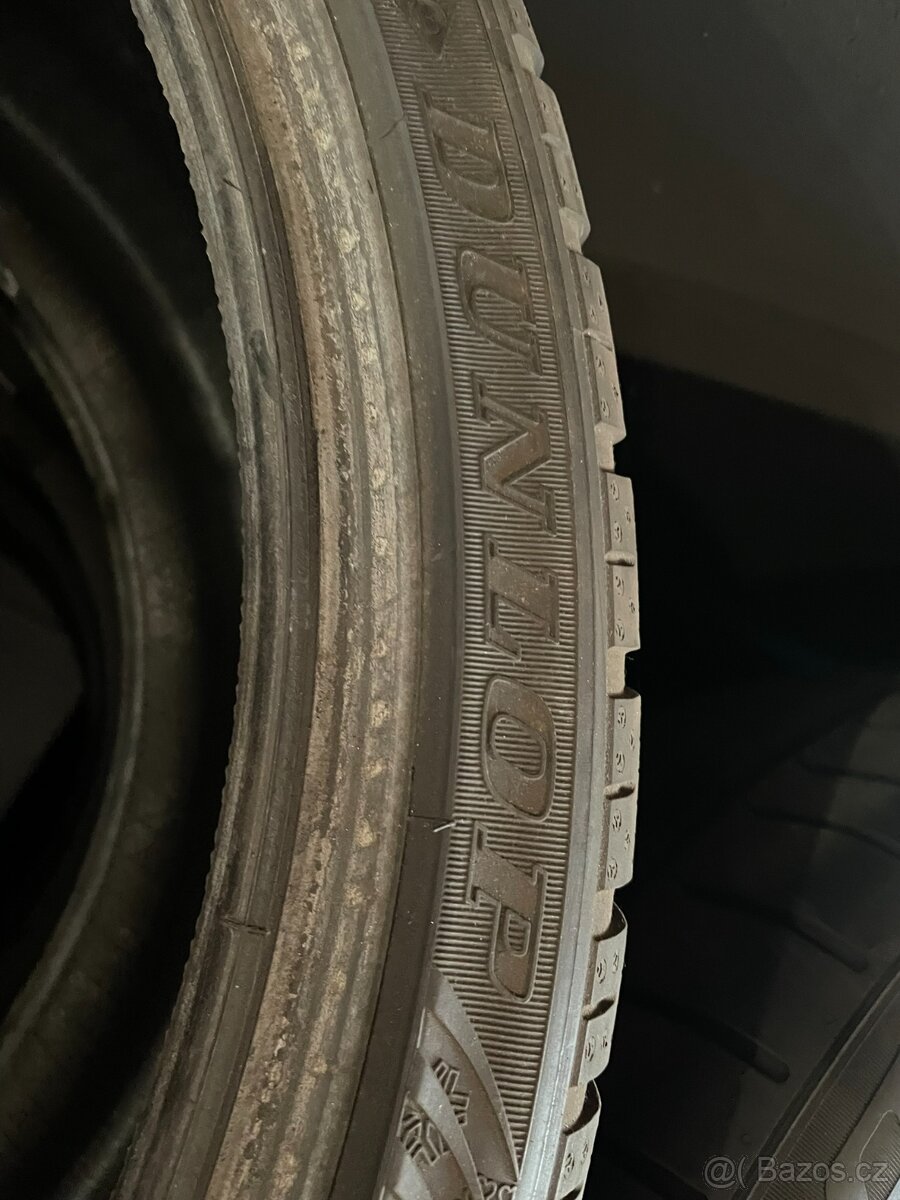 Sada zimních pneu Dunlop 285/30R21 - 6
