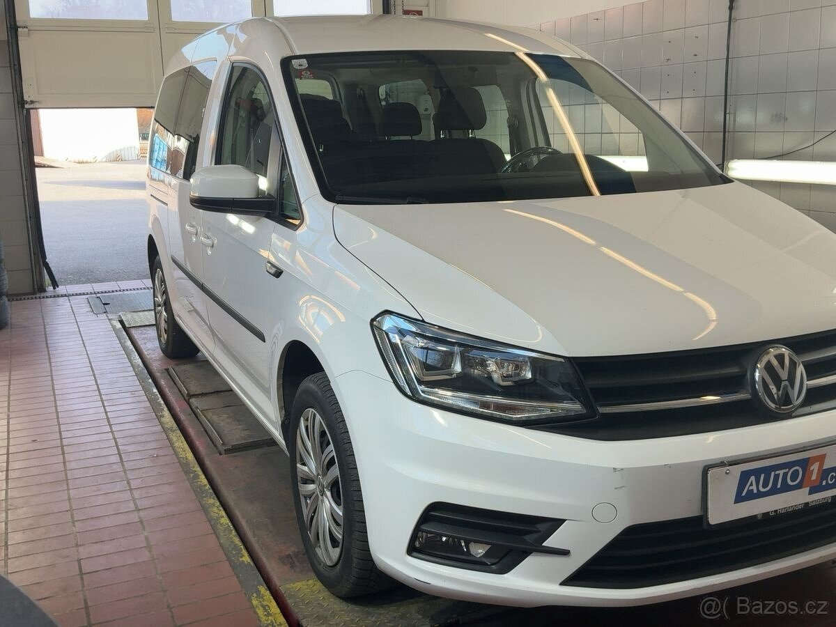 VW Caddy Maxi 2.0 TDI,Xenon,7.Míst,1.Majitel,Tažné - 6