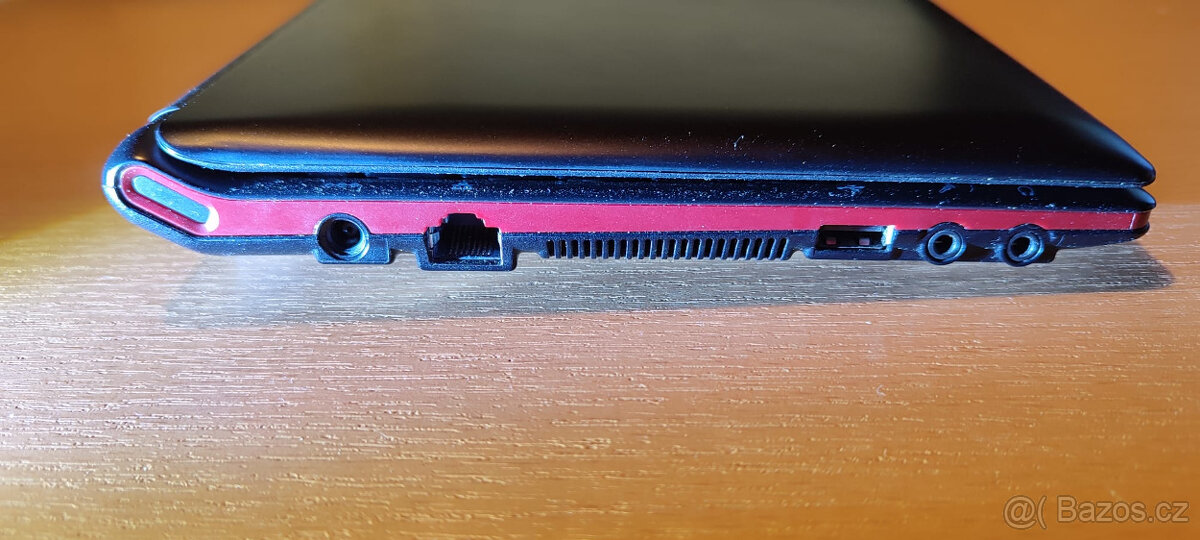 Netbook Samsung N145 Plus - 6